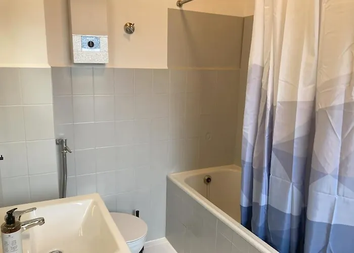 アパート Am Walle-center 1 Og